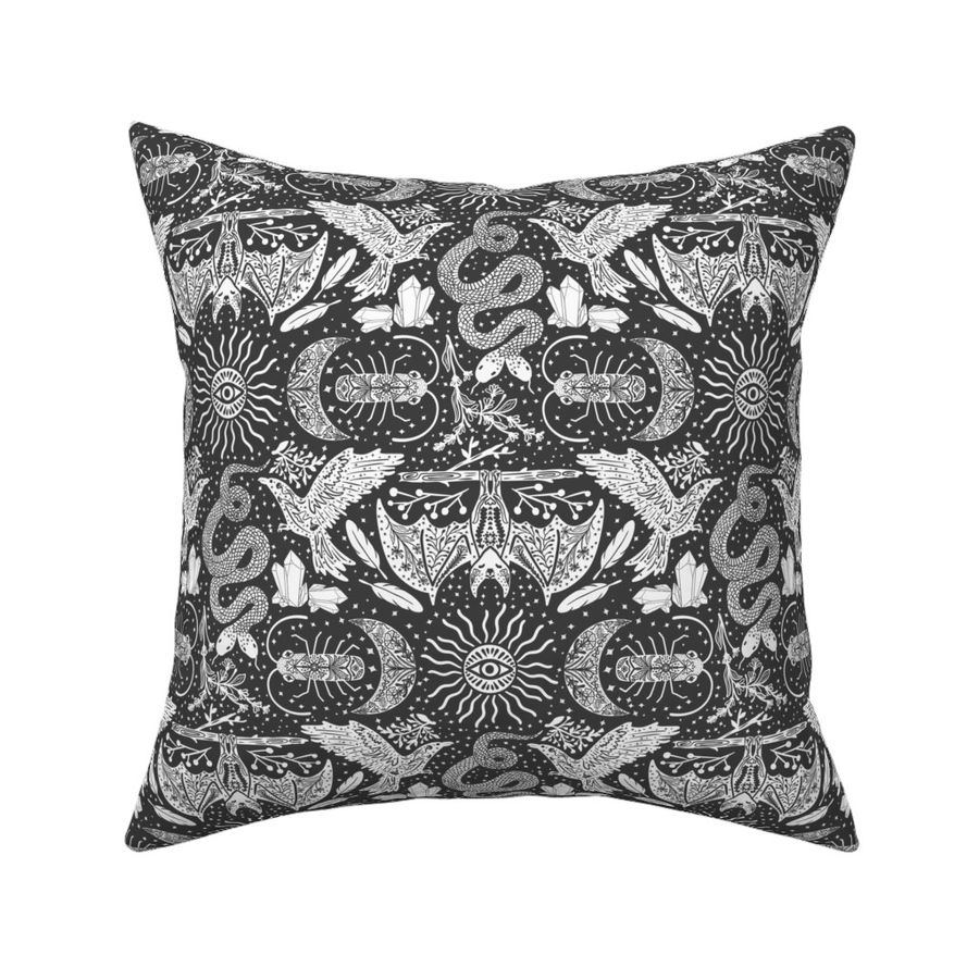 HOME_GOOD_SQUARE_THROW_PILLOW