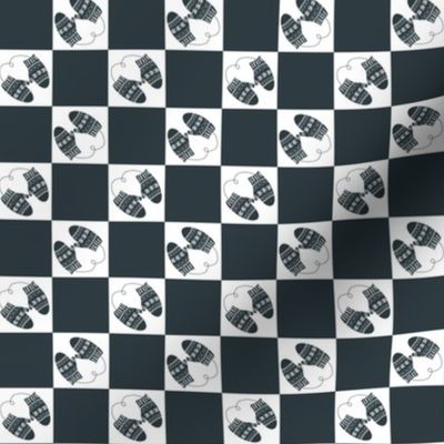 Small modern retro classic checkers 1 inch winter mittens smoky black cream