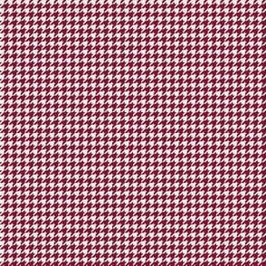 XS // Raspberry Houndstooth on Oat