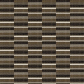 Staggered Stripe - Donkey Grey (Small Scale)