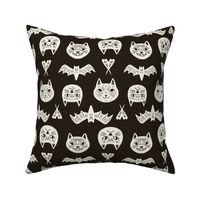 Large Gritty Halloween Cats in Onyx Black