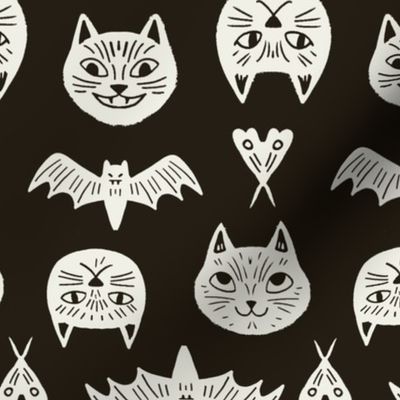 Large Gritty Halloween Cats in Onyx Black
