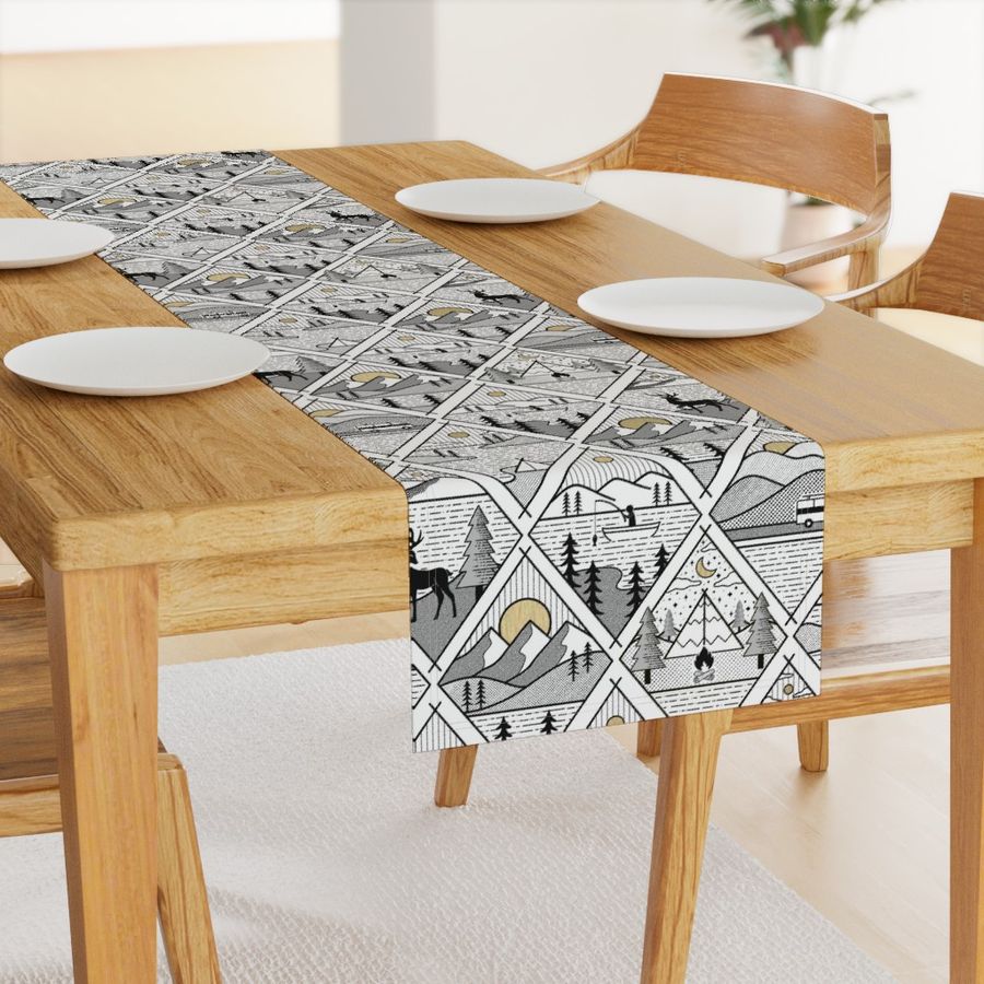 HOME_GOOD_TABLE_RUNNER