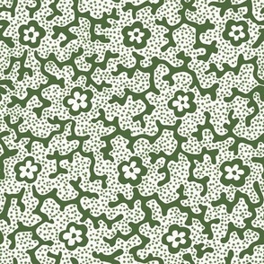 Coral Floral Dotted English Green