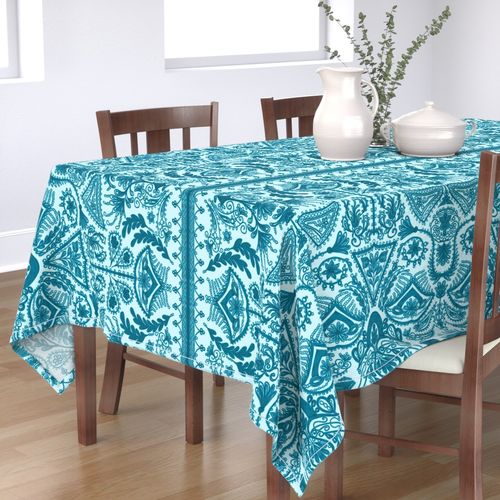 HOME_GOOD_RECTANGULAR_TABLE_CLOTH