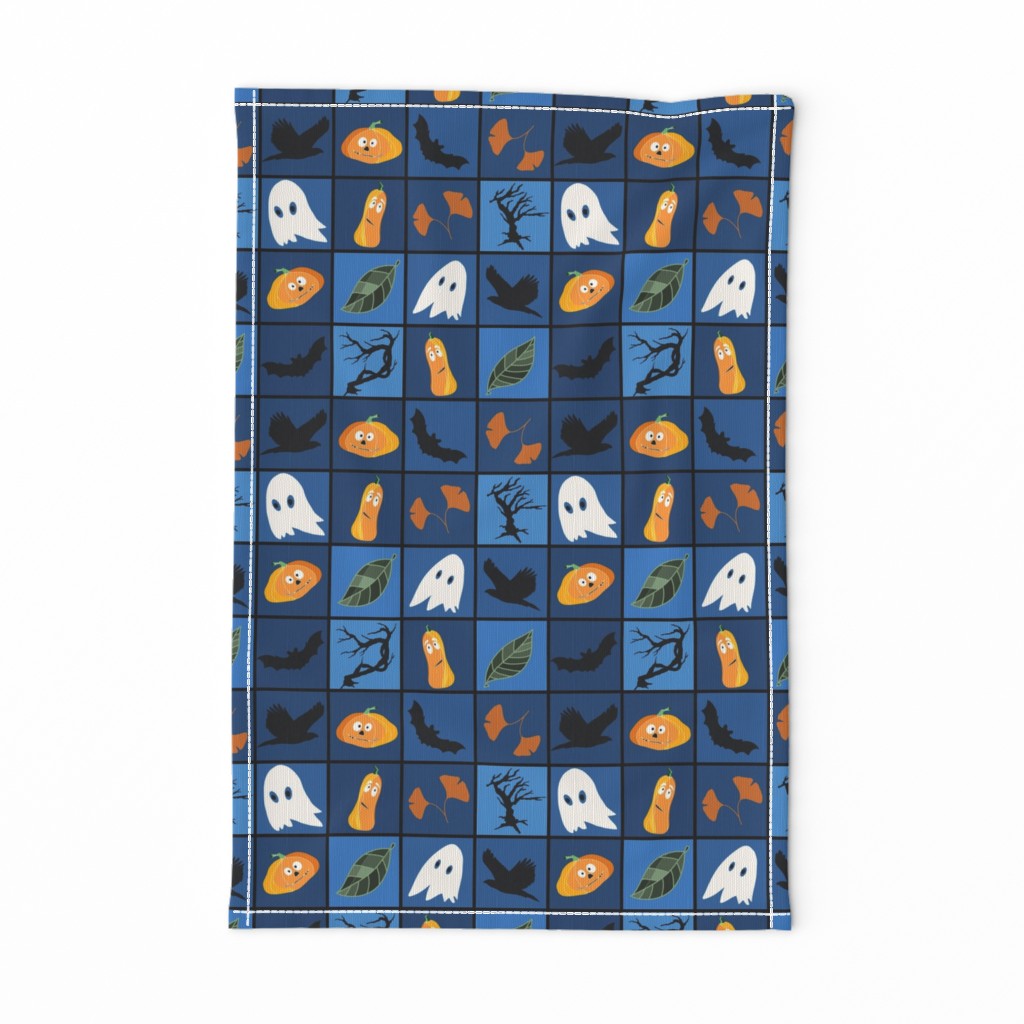 Patchwork Pattern for Halloween / Cheater Quilt on shades of blue - small scale