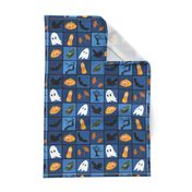 Patchwork Pattern for Halloween / Cheater Quilt on shades of blue - small scale