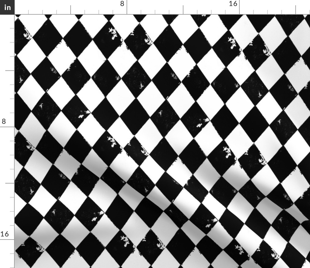 Harlequin Classic Black and White Grunge Diamonds (2.67 in. fabric/2 in. wallpaper) 