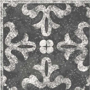 Traditional Italian Tile - Black and White