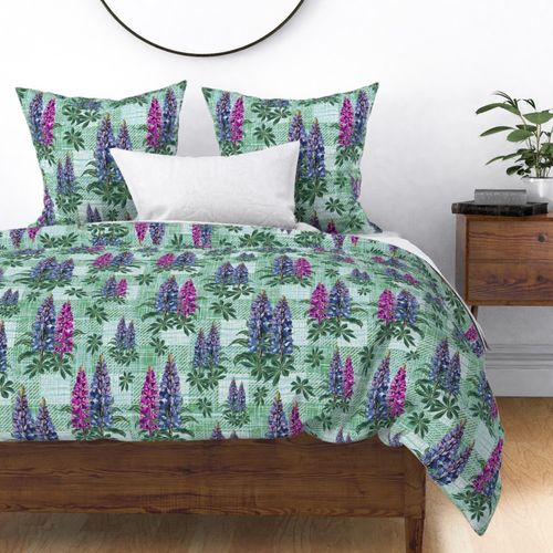 Pink Green and Purple Botanical Flower Illustration, Pretty Lupine Lupin Floral Blooms on Green Linen Plaid Texture