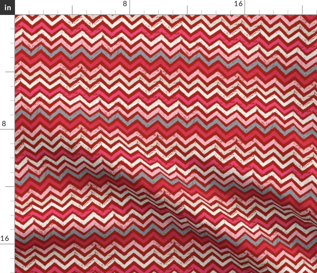 pink and red chalk zigzag | small