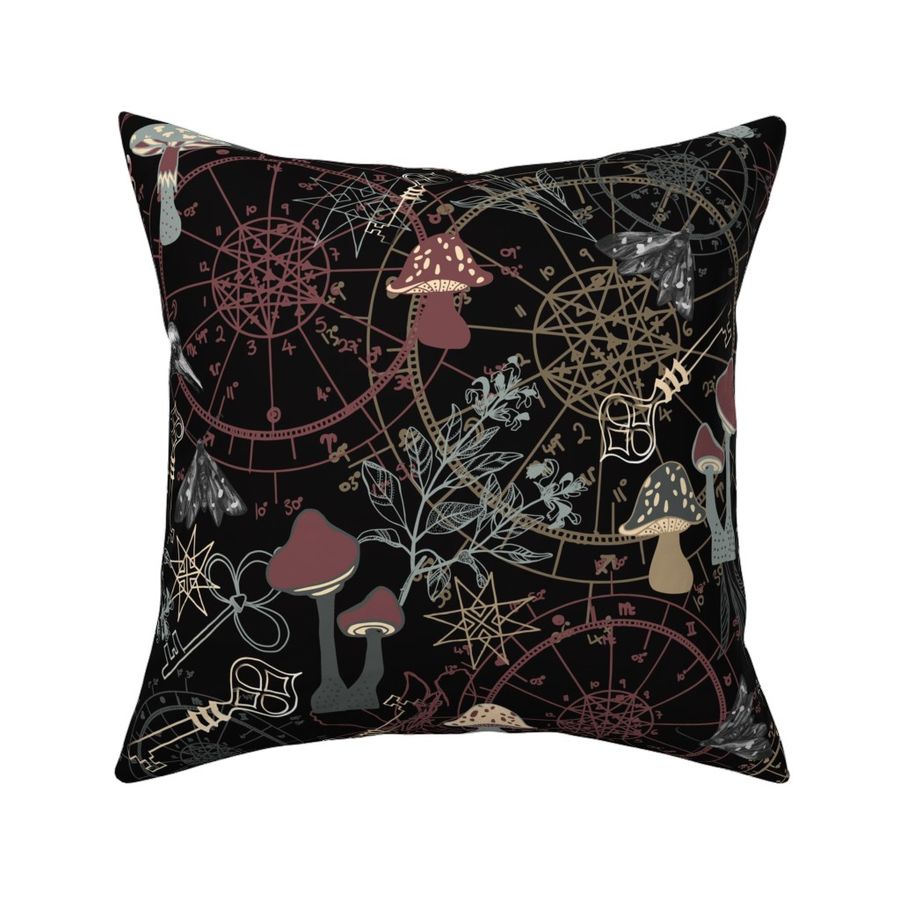 HOME_GOOD_SQUARE_THROW_PILLOW