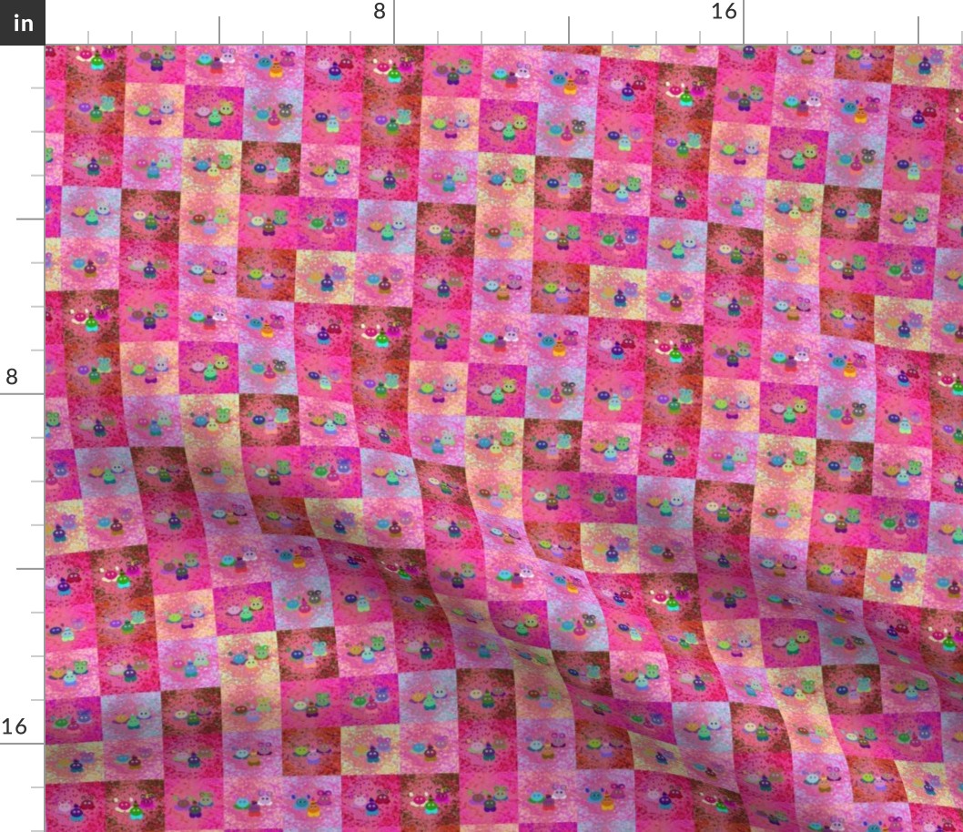 (S) PInk & Multicolor_80s Nostalgia Confetti & Pom Critters Quilt