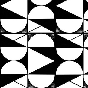 Black & White Geometric // 10in Large Scale