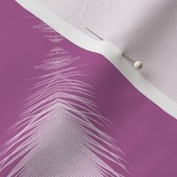 Radiant Orchid diagonal feathers / medium