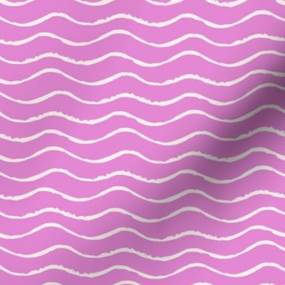 Summery Ocean Waves Stripe in Purple Orchi (Medium)