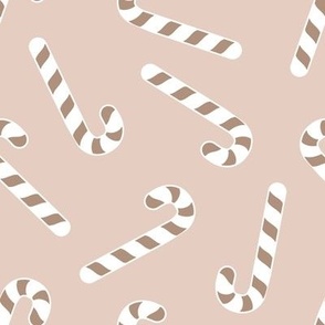 Candy canes tossed dark brown/white large 8x8