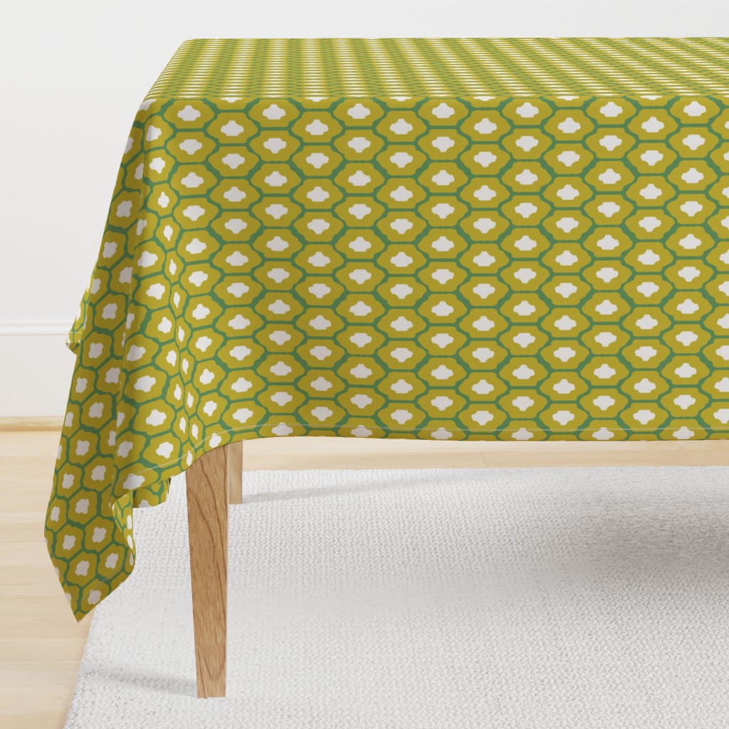 cozy shapes/lime citrine green/medium 