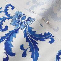 (M) Central big floral Chinoiserie in Ultramarine 