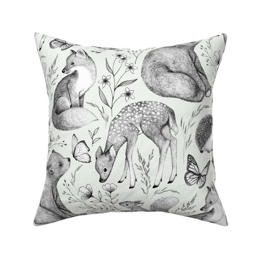 HOME_GOOD_SQUARE_THROW_PILLOW