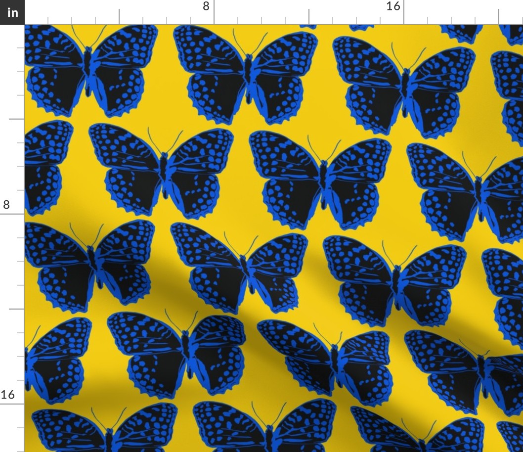 medium spotted butterflies classic blue and black on gold