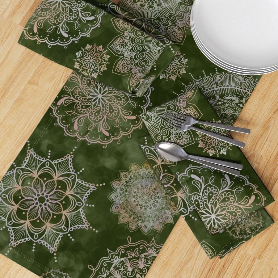 HOME_GOOD_TABLE_RUNNER