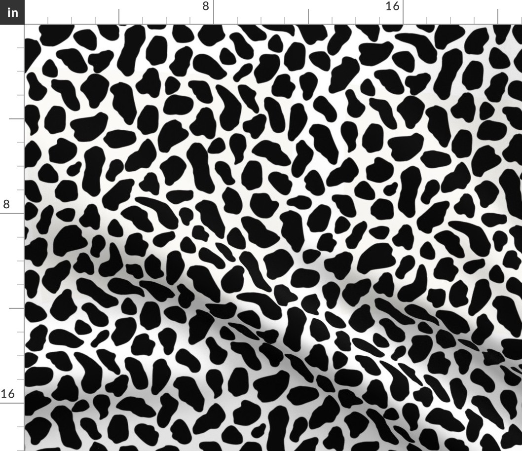 Large scale - animal print - black onyx and white.
