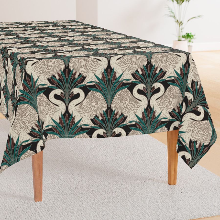 HOME_GOOD_RECTANGULAR_TABLE_CLOTH