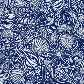 Seashells tossed watercolor monochrome pattern - half drop - indigo background