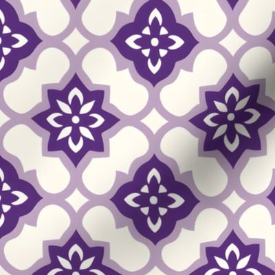 Purple & White Geometric Tile - medium