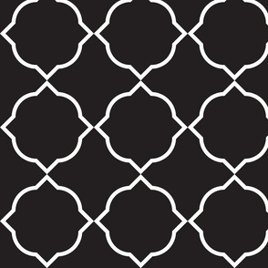 Moroccan Trellis Quatrefoil in White on Black Background