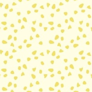 Pansy Dots - Pale Yellow - Medium