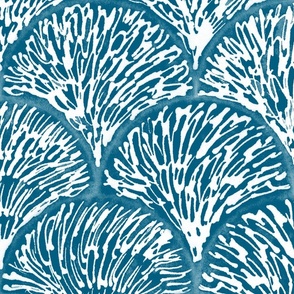 Coastal Chic  Sea Inspired Fan Pattern - Large Scale - Bright Beach Blue Scallop Pattern Watercolor 