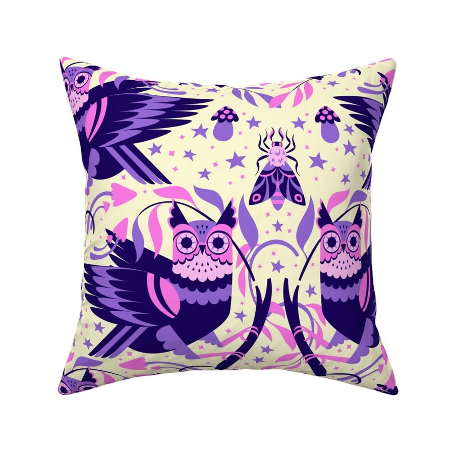 HOME_GOOD_SQUARE_THROW_PILLOW