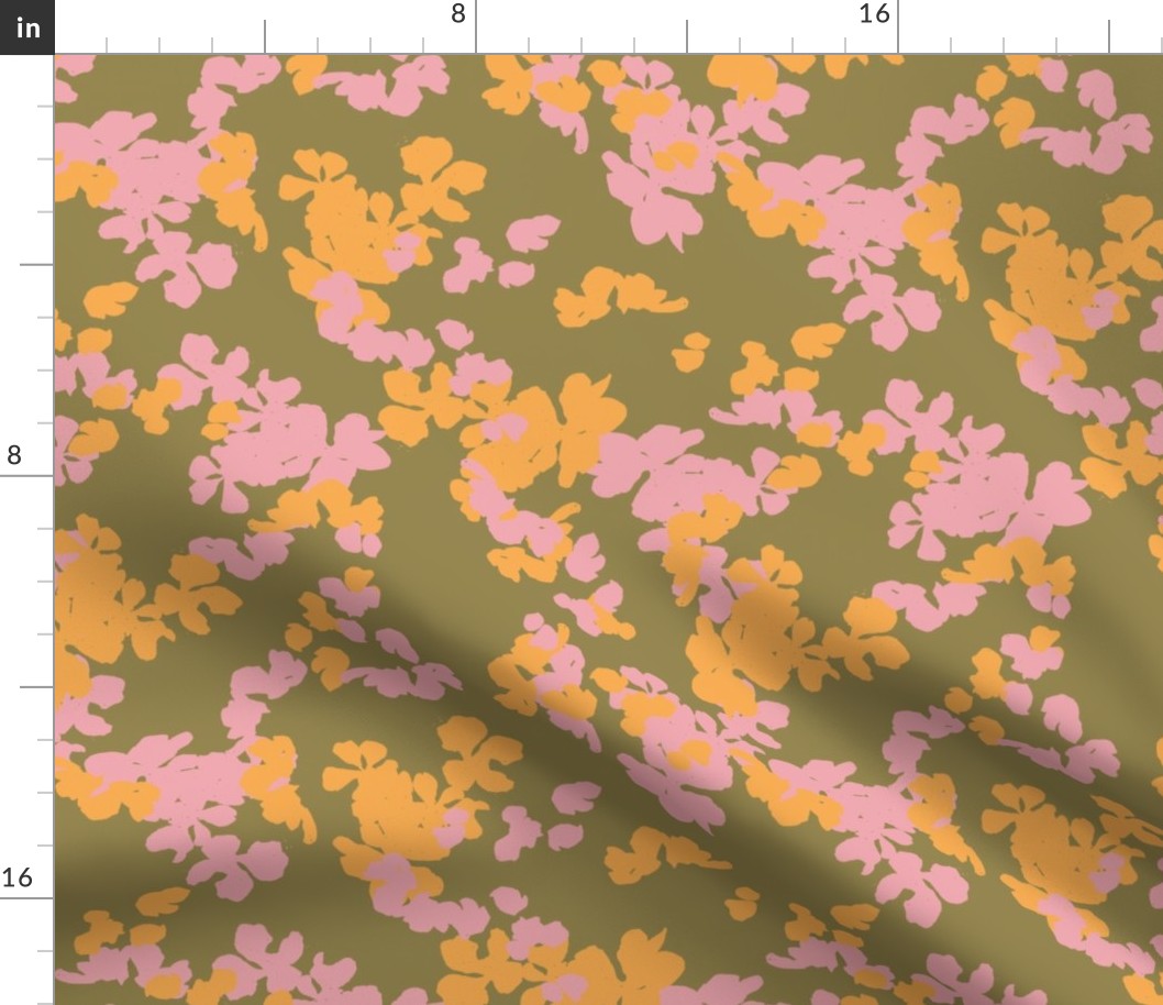 SMALL SCALE VINTAGE RETRO DITSY FLORAL IN GREEN, PINK, YELLOW