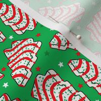 White Christmas Cakes Green Background - XS Scale