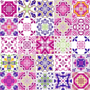  Intricate Spanish Portuguese Tile Pattern