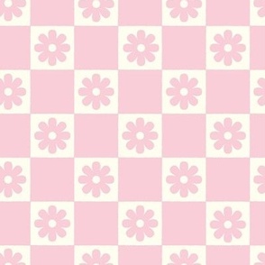 Checkerboard Daisies soft pink and cream small scale