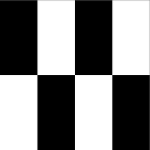 xl - Elongated long rectangular checkers - classic black and white