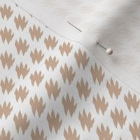 Large |  Squirrel Tracks in Tan and White Houndstooth