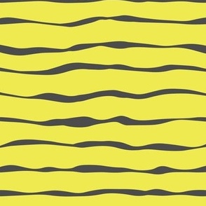 Black on yellow wavy stripes, horizontal, LARGE, 1 inch between lines