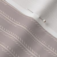 Boho Borders -  Elegant Decorative Stripes in light Mauve