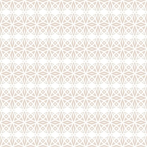 Neutral Coastal Geometric in Beige and White – Medium – Coastal Grandmother, Calm Coastal, Soft Neutrals