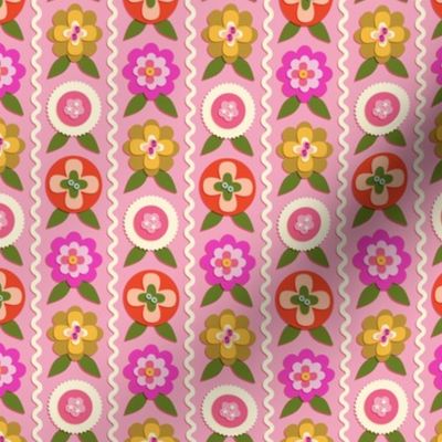 Felt Flowers (Mini Light Pink) || '70s groovy craft floral