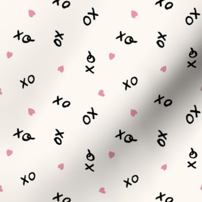 (S) Valentines hugs and kisses, XO XO, black writing and pink hearts on cream, small scale