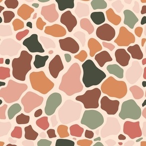 medium // giraffe pattern 01 // floral palette