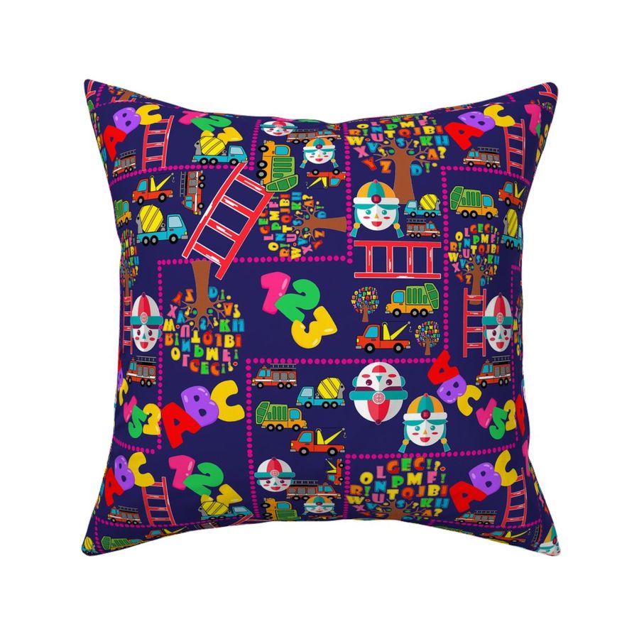 HOME_GOOD_SQUARE_THROW_PILLOW