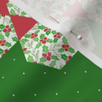 Christmas Quilt Square Flower Design in Red and Green