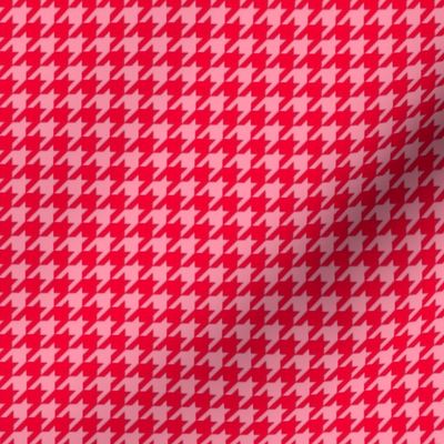 Pink and red houndstooth 