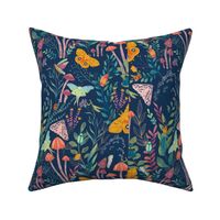 Botanical bug - navy bg150